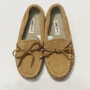 Minnetonka Moccasin Suede Sherpa Loafer Slippers 3